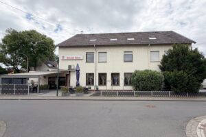 Preisgünstiges Anlageobjekt: Hotel und Restaurant zwischen Köln und Bonn